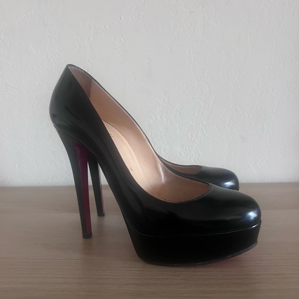 Christian Louboutin, Bianca platform